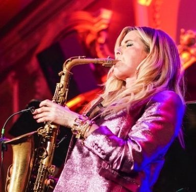 Candy Dulfer (vrijdagavond) support: dj Papa Joe  (UITVERKOCHT)