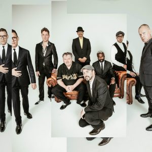 New Cool Collective (try-out nieuwe clubtour) & dj Miss Twist