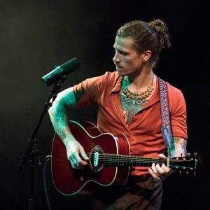 On Stage special: Robin Borneman  | support Lynn Kools