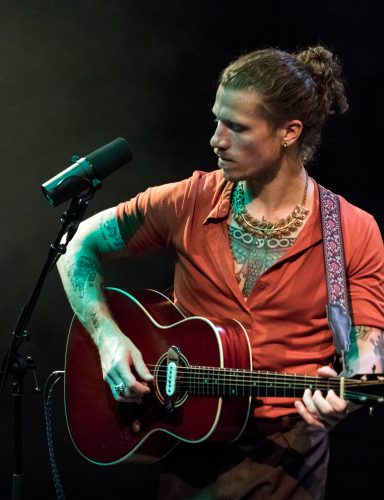 On Stage special: Robin Borneman  | support Lynn Kools