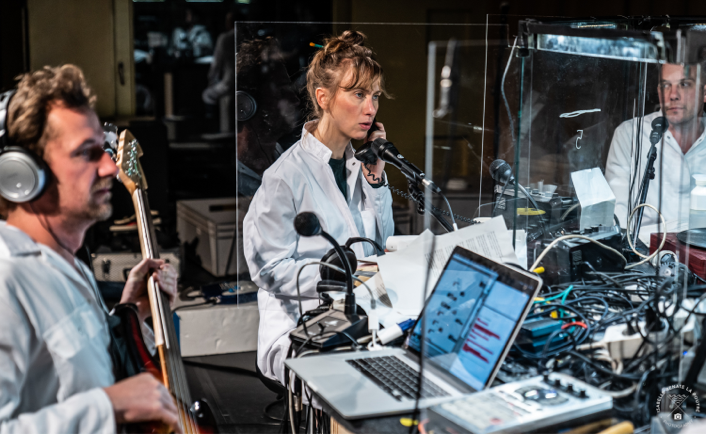 Veenfabriek en Touki Delphine: SUPERDRUM | voorstelling met STIP